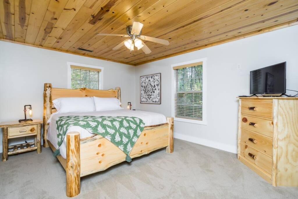 Deerfield Cabin Villa Dahlonega Exterior photo